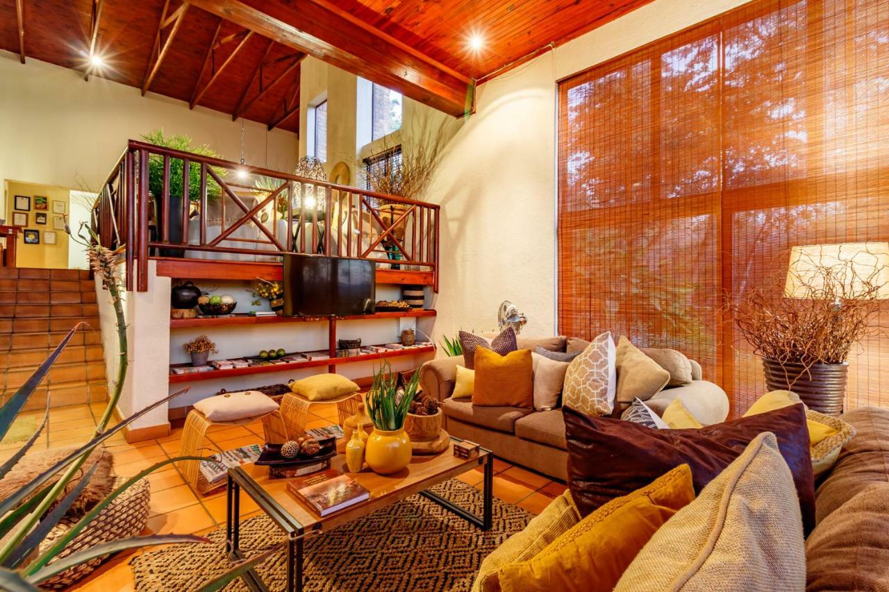 האזיביו Ulwazi Rock Lodge מראה חיצוני תמונה